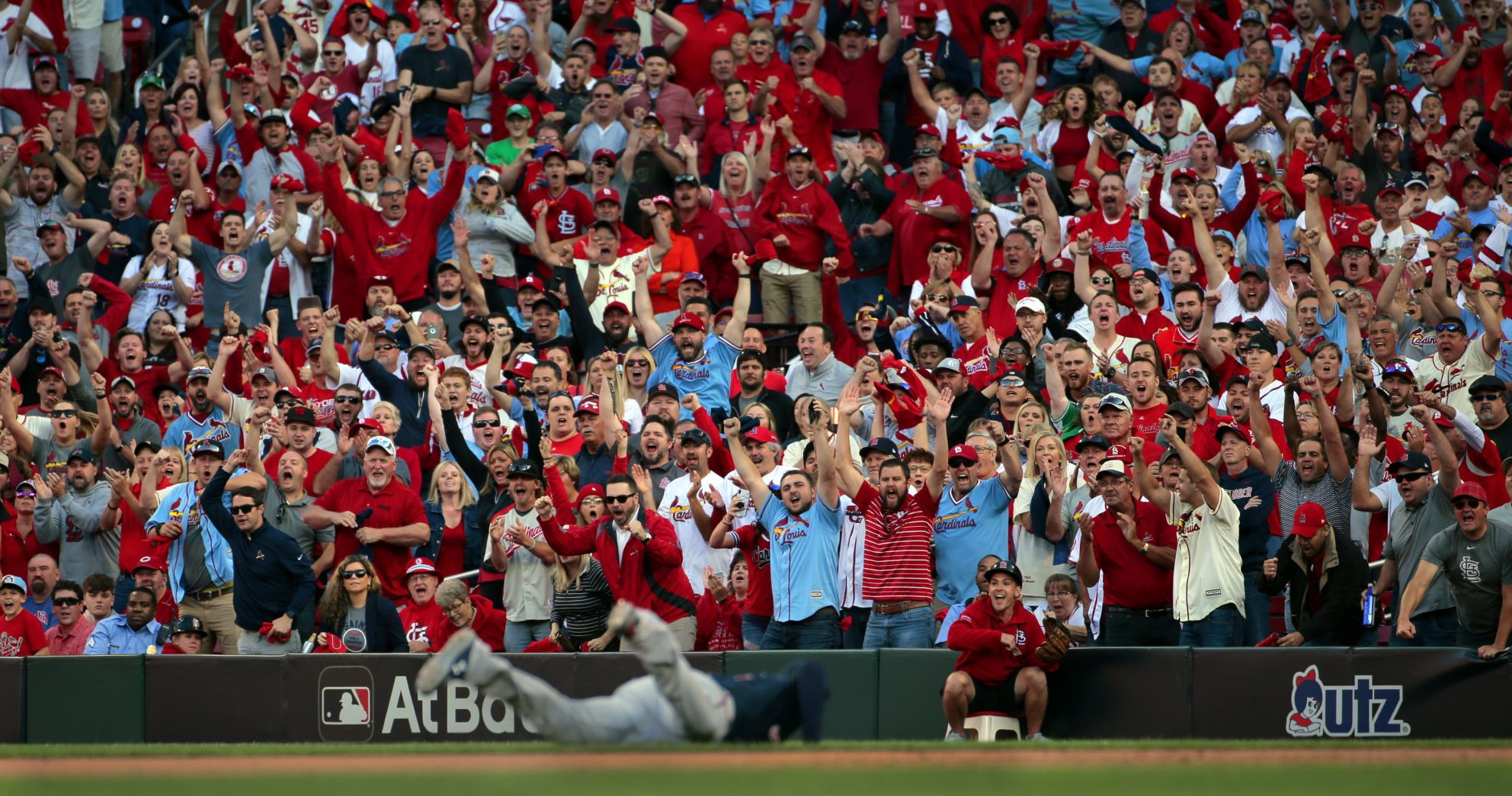 Cardinals force deciding fifth game of the NLDS with a 5-4 win over the Braves in the 10th inning